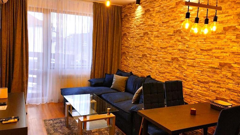 Vip Belvedere Club Апартамент *